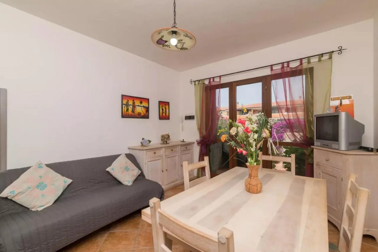 Appartamento Giardino Palau Viale Degli Ulivi, 7 Italy
