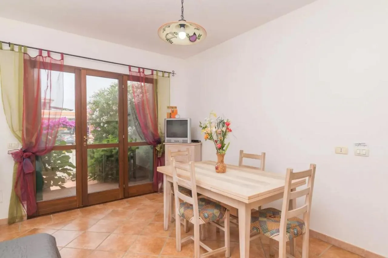 Appartamento Giardino Palau Viale Degli Ulivi, 7 Holiday home